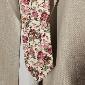 Floral Tie with Pink and Cream Roses